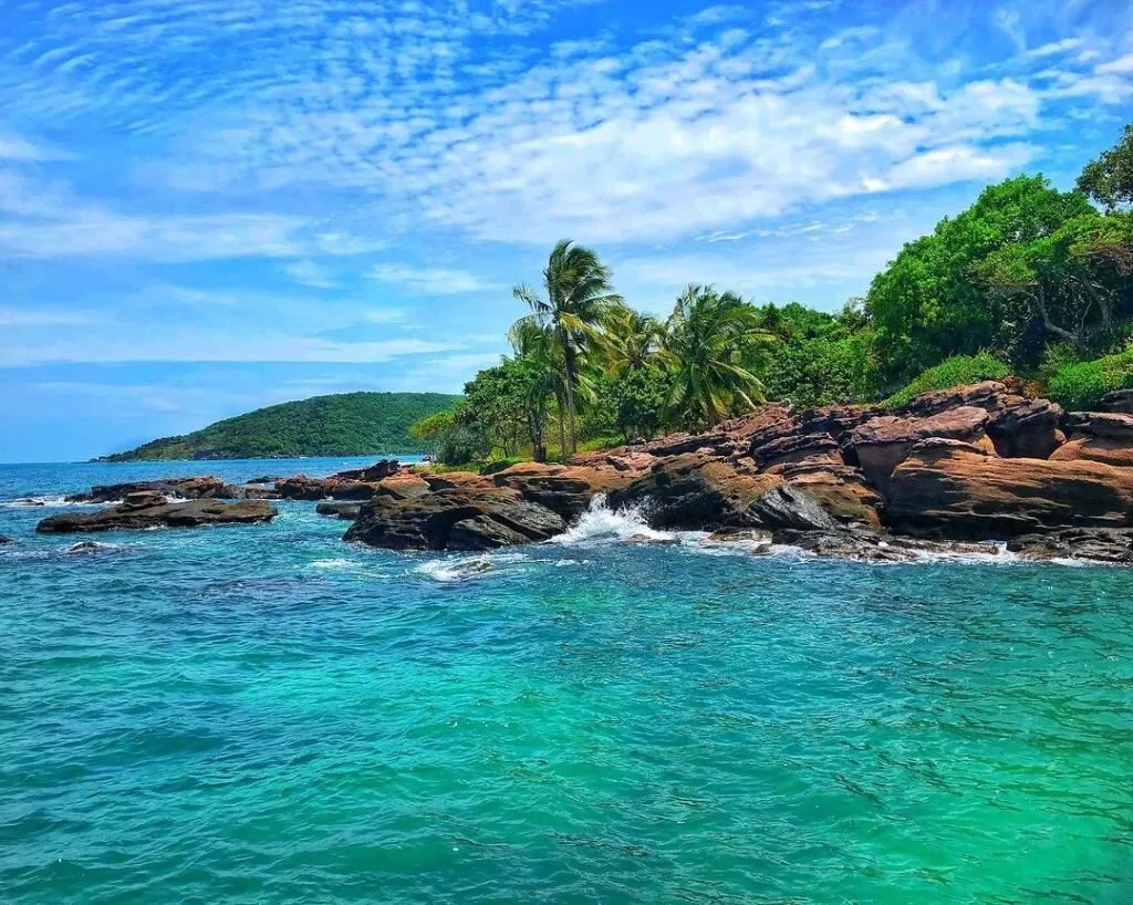 Tham Quan Tour 5 Đảo Phú Quốc Bằng Cano và Cáp Treo: Trải Nghiệm Độc Đáo Có Nên Thử?