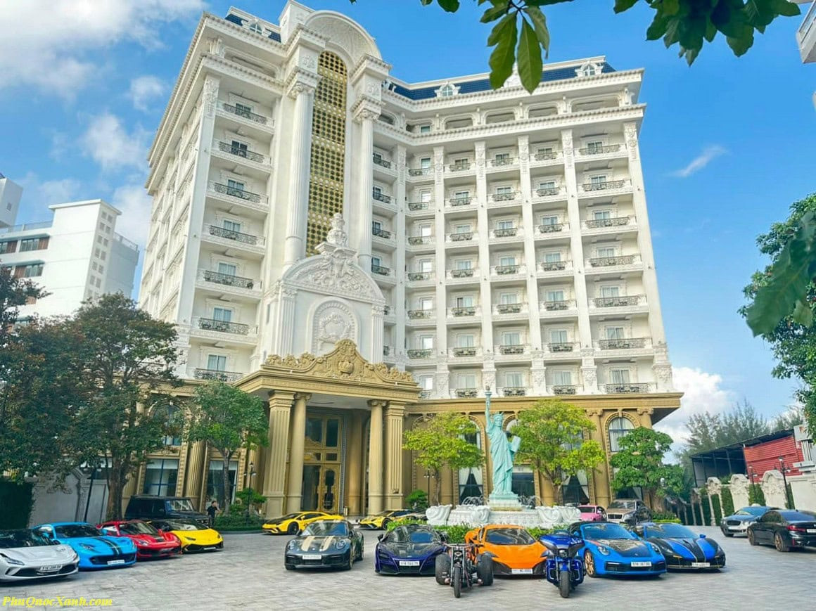 Top 10 Khách Sạn Phú Quốc Có Bãi Biển Riêng Gần Trung Tâm Dương Đông