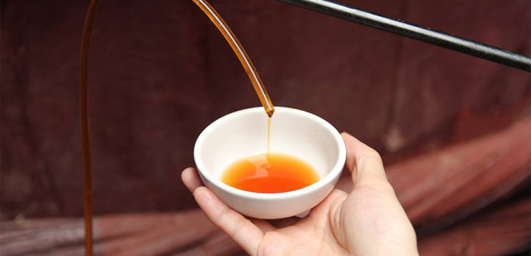 Nước Mắm Là Gì? Nguồn Gốc & Sự Thật Về Nước Mắm Ít Người Biết!