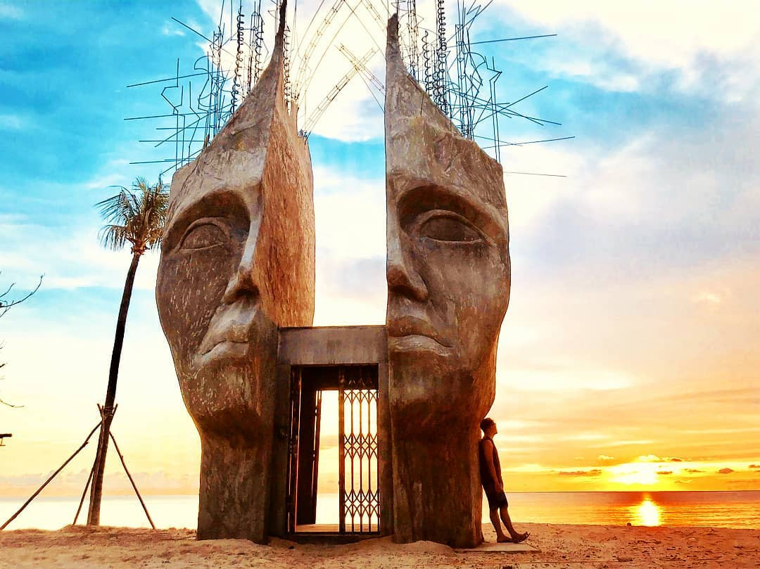 Cổng trời Sunset Sanato