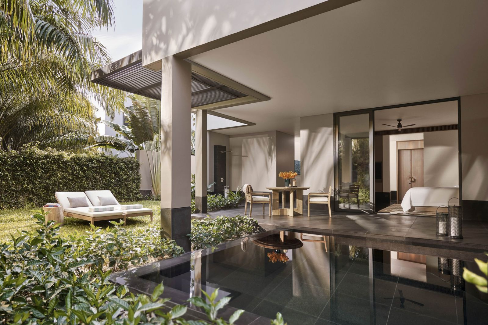Garden Pool Suite - Regent Phú Quốc