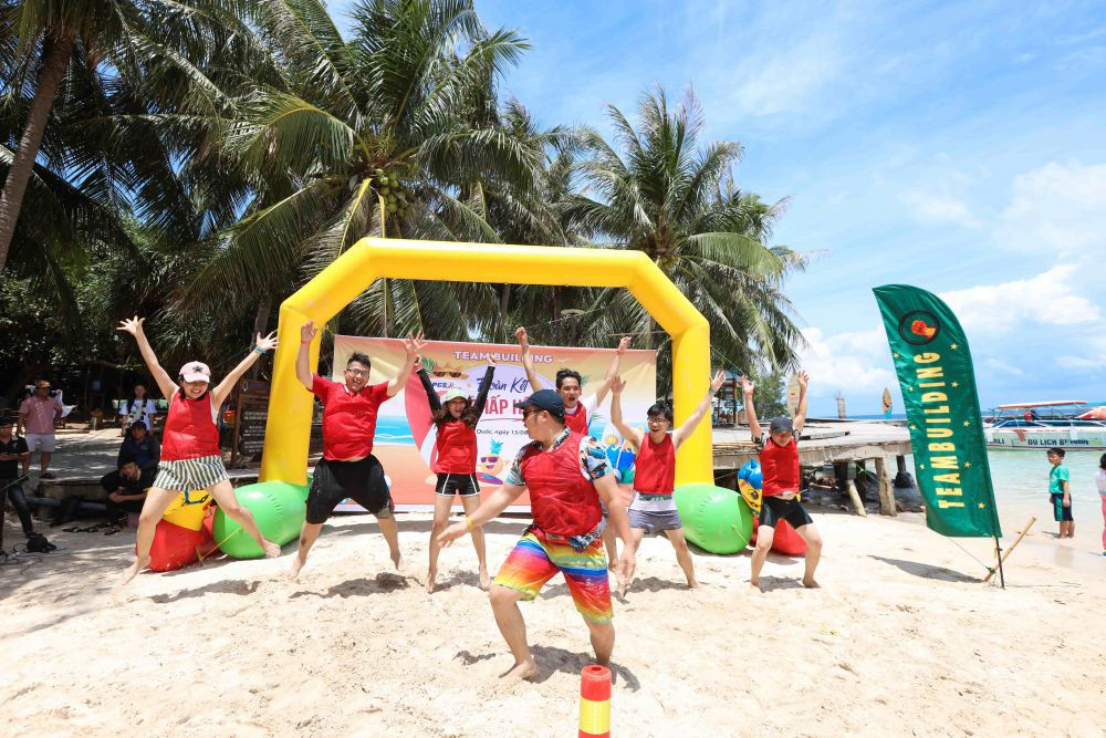 Team building Phú Quốc tại Mây Rút Trong