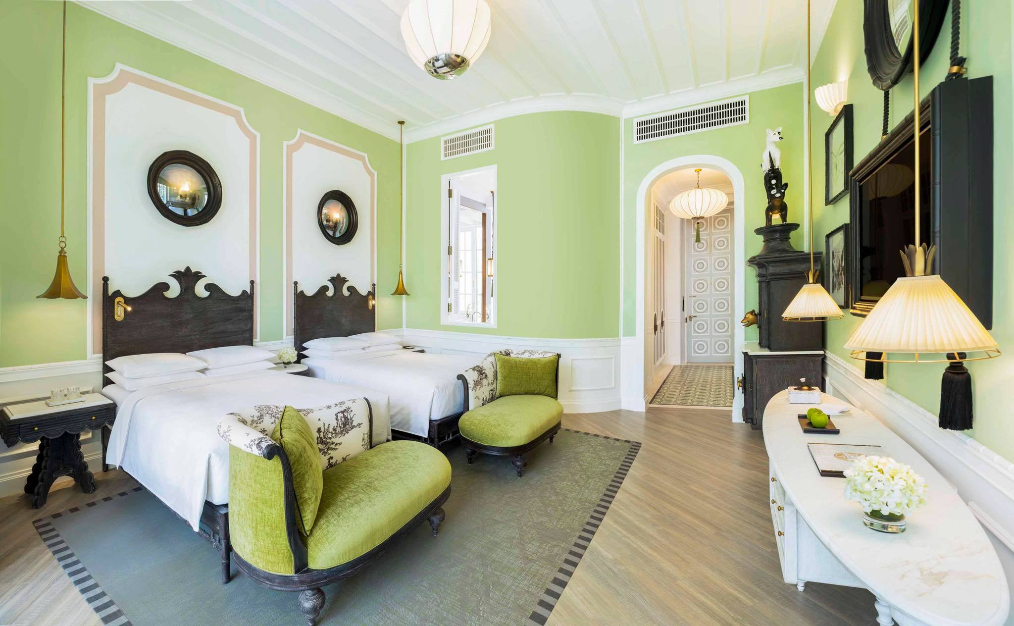 Phòng Le Jardin với 1 giường King hoặc 2 giường đôi, hướng nhìn ra biển